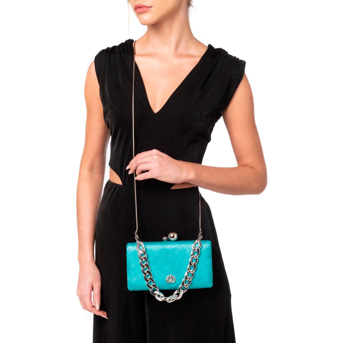 Bolsa-Clutch-em-Palha-e-Alca-de-Corrente-Turquesa