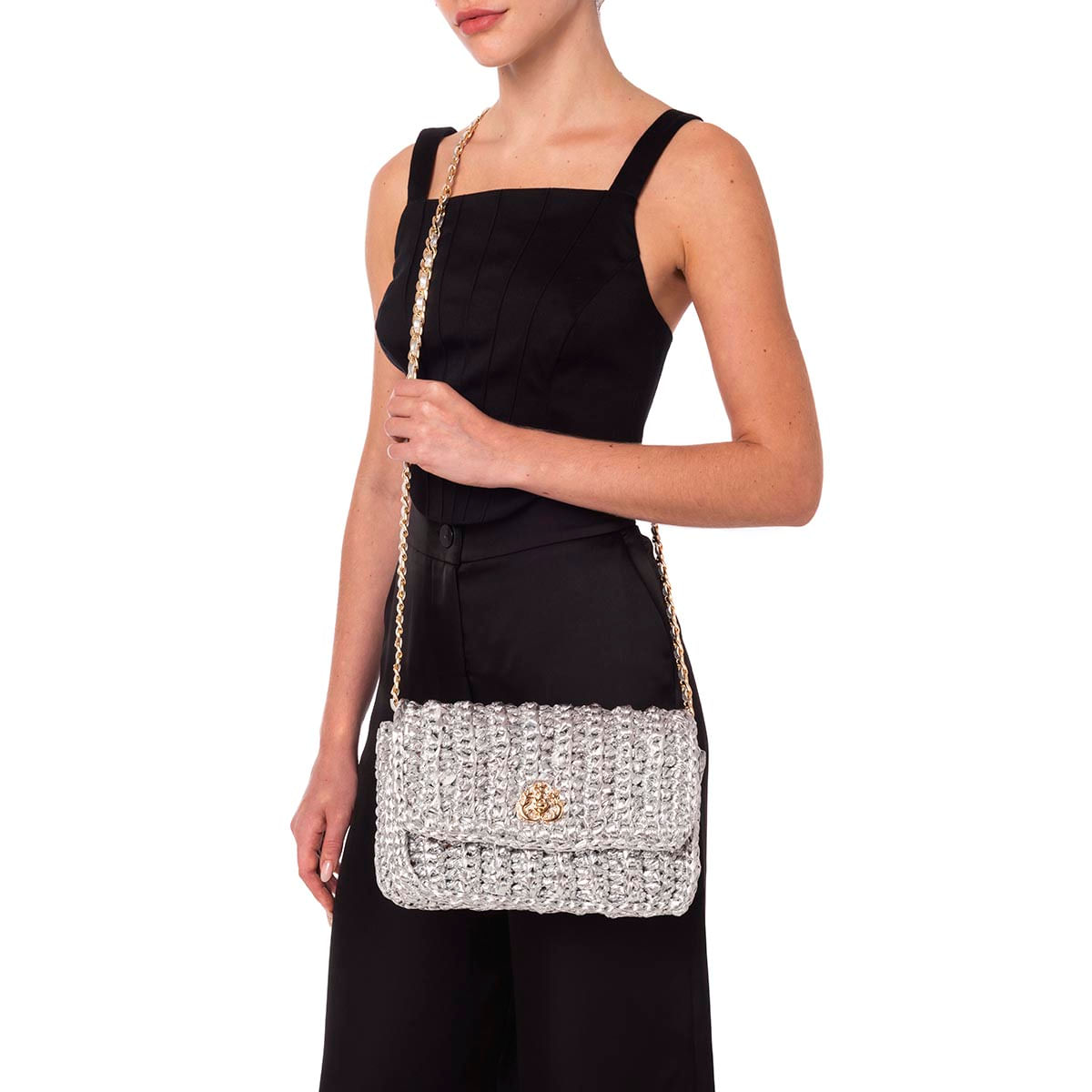 Bolsa-Baguete-em-Croche-com-Fio-Metalizado-Prata-