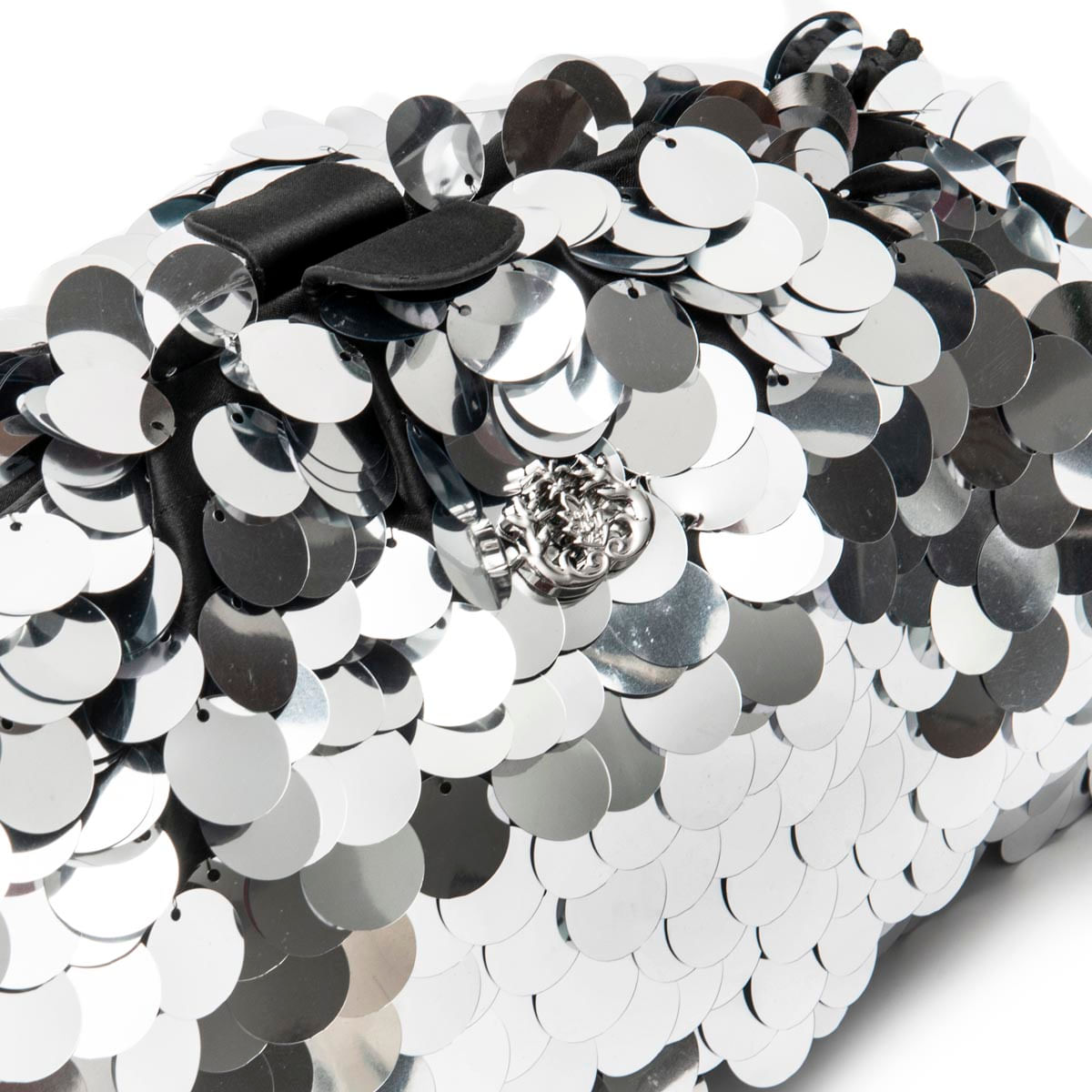 bolsa-pouch-em-paete-prata-preto