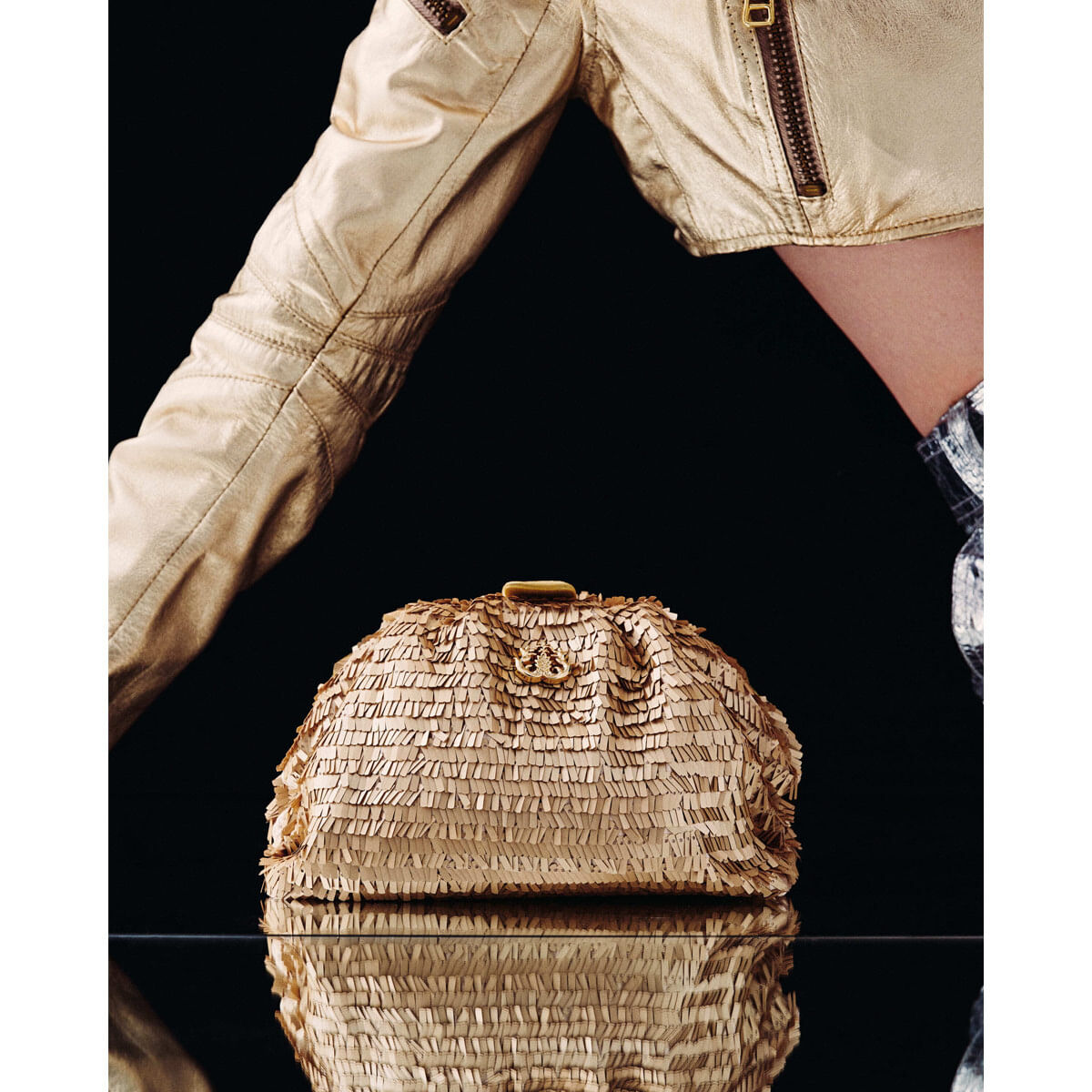 mini-pouch-em-paete-nude