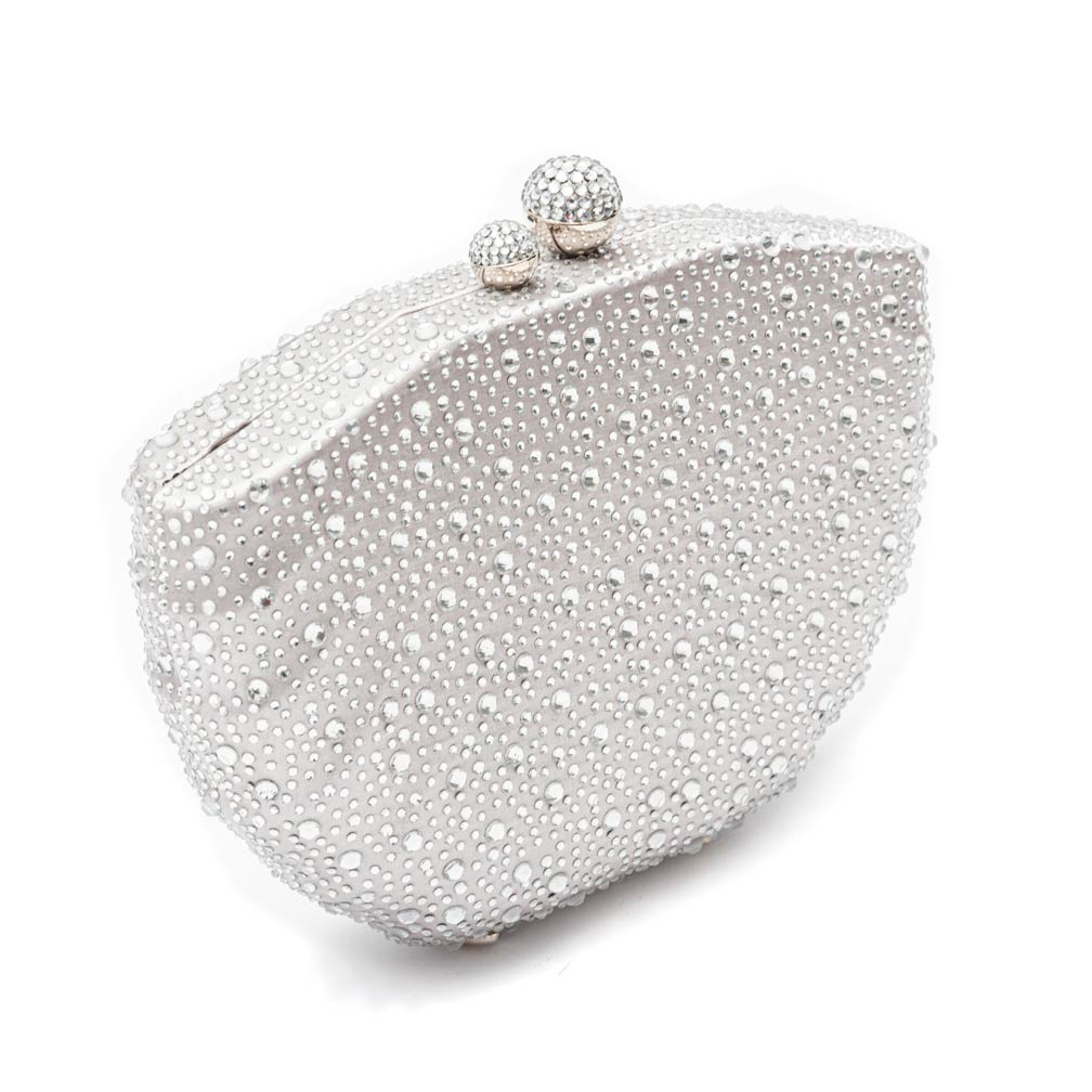 Clutch-em-cetim-e-cristais-prata