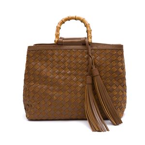 BOLSA SHOPPING TOTE TRESSÊ CAMURÇA CAVIAR AVELÃ