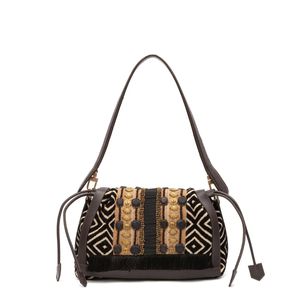 BOLSA FLAP TAPEÇARIA BORDADA PRETO